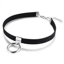 Load image into Gallery viewer, Elegance® Classic Velvet Necklace Choker